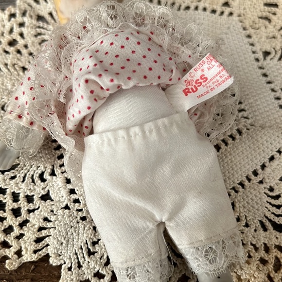 Vintage Russ Berrie Porcelain Doll - Picture 4 of 7